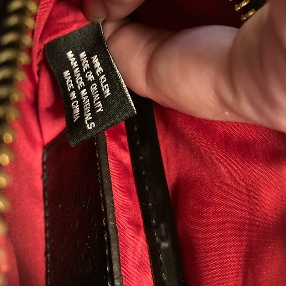 Women’s cosmetic bag Annie Klein 2 pockets inside Handles on both sides New - Picture 7 of 8